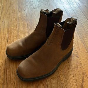 Gently worn Blundstone boots